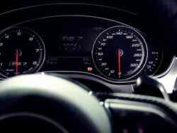 Cockpit eines Audi RS 7