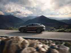 Dynamische Seitenansicht eines Audi Q3 Sportback