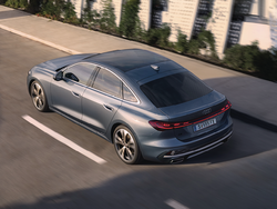 Seitliche Heckansicht der Audi A5 Limousine