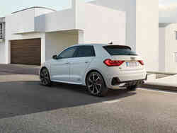 Seitliche Heckansicht des Audi A1