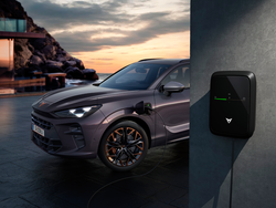 cupra-terramar-laedt-an-einer-wallbox CUPRA Terramar lädt an einer Wallbox